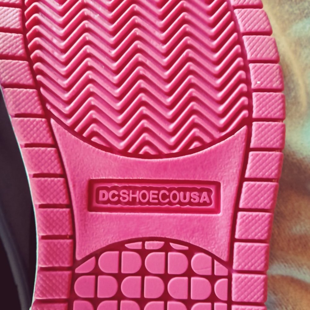 DC Pink & Black childrens shoes
